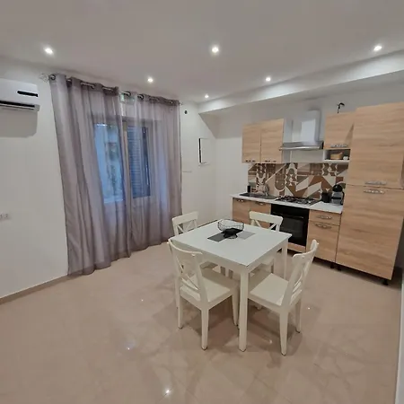 Le Casette Di Elia E Alice Apartamento *