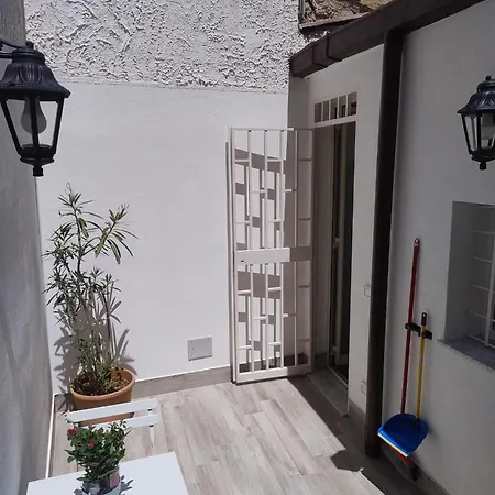 Le Casette Di Elia E Alice Apartamento