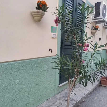 Apartamento Le Casette Di Elia E Alice Palermo