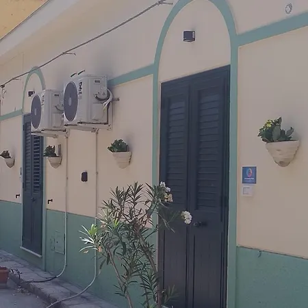 Le Casette Di Elia E Alice Apartamento *